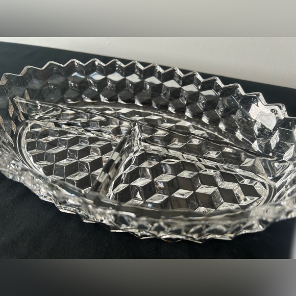 FOSTORIA American UV tested authentic.3 Part Divided Relish/Snack/Olive/Nut Dish - Picture 8 of 13